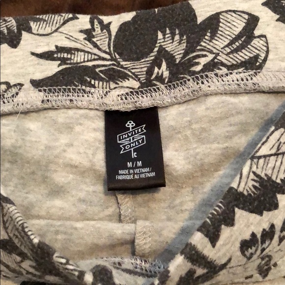 Leggings - Picture 2 of 2